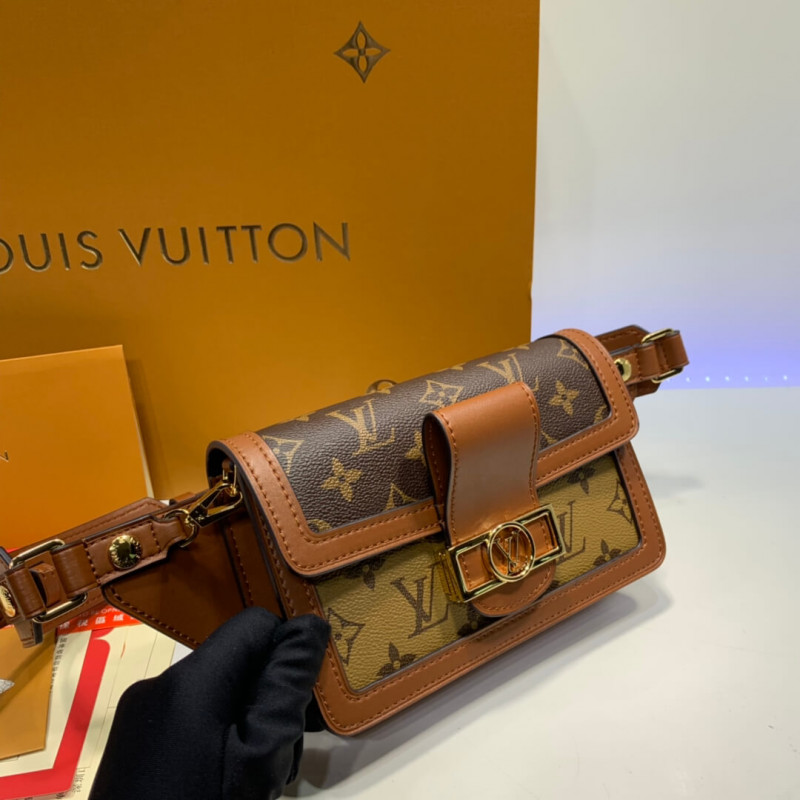 Replica Louis Vuitton Bumbag Dauphine M44586 - Image 3