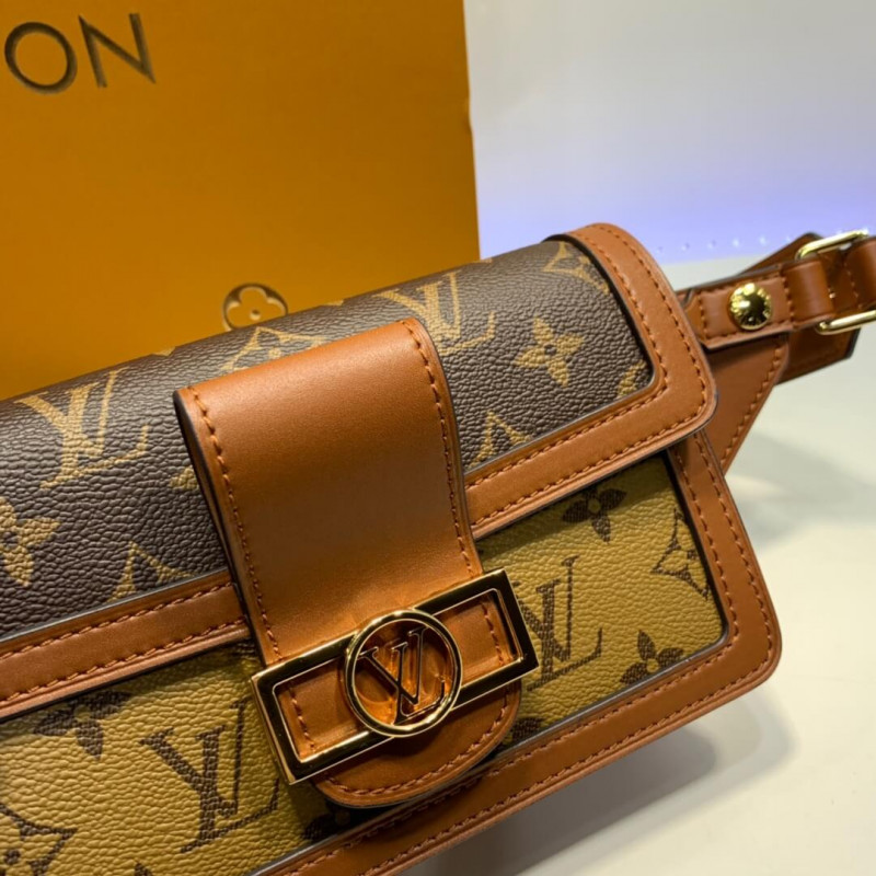 Replica Louis Vuitton Bumbag Dauphine M44586 - Image 4