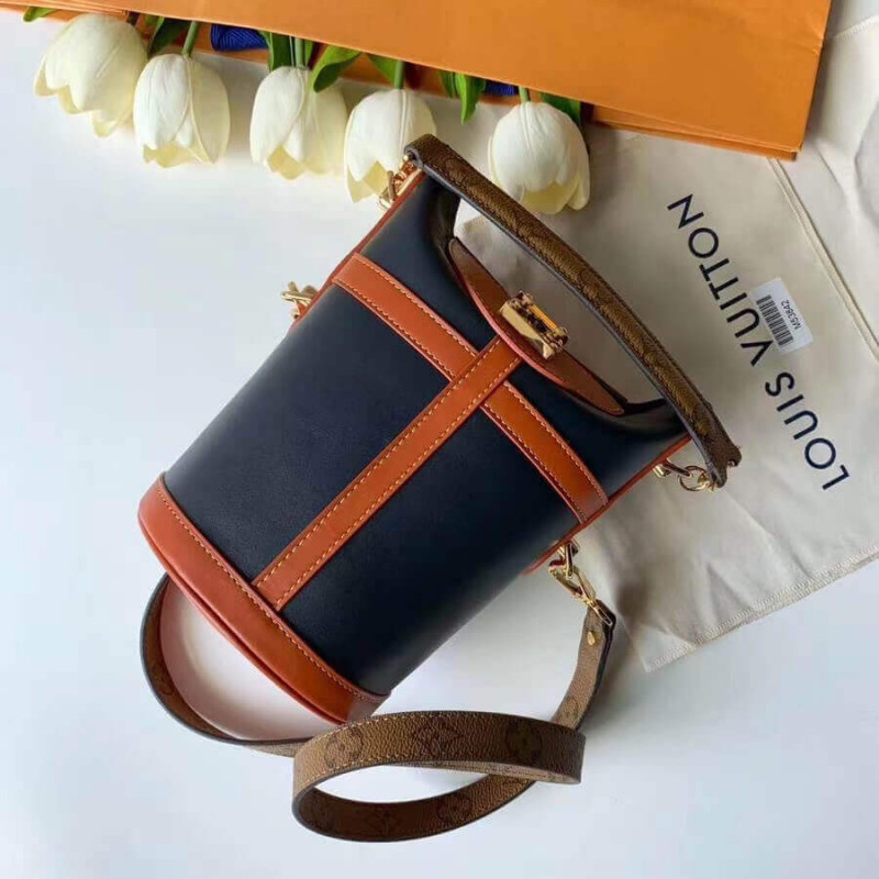 Replica Louis Vuitton Calf Leather Duffle Bag M53842 - Image 3