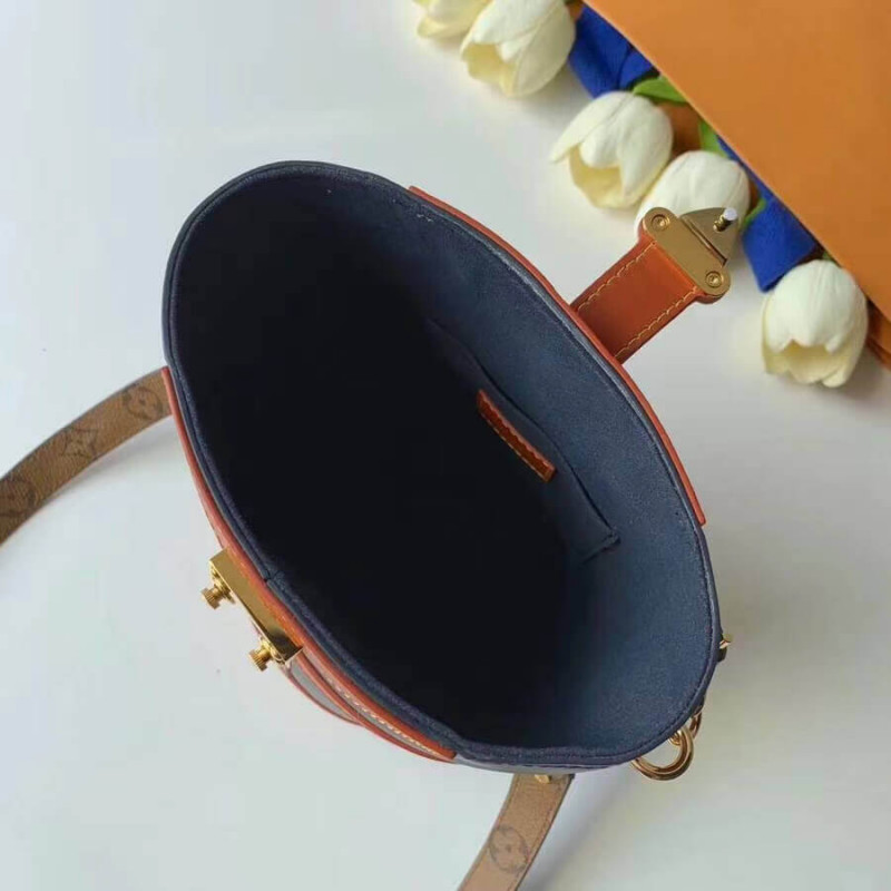 Replica Louis Vuitton Calf Leather Duffle Bag M53842 - Image 6