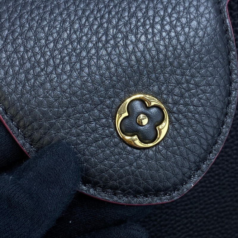 Replica Louis Vuitton Capucines Mm M58608 Black/Arizona Beige - Image 11