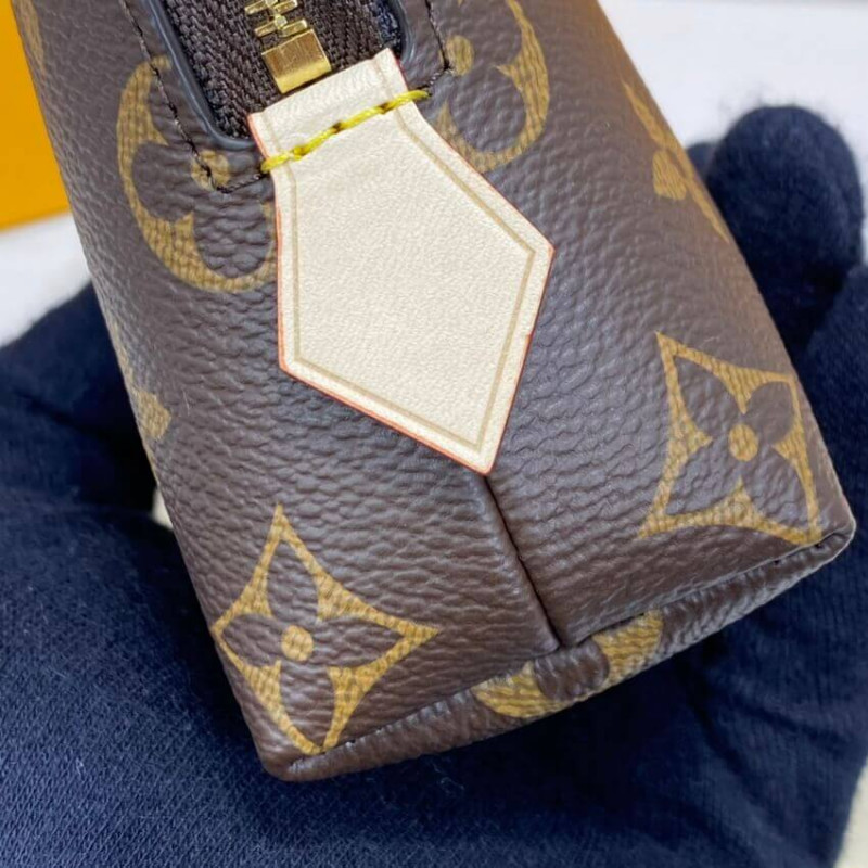 Replica Louis Vuitton Cosmetic Pouch Gm M47353 - Image 7