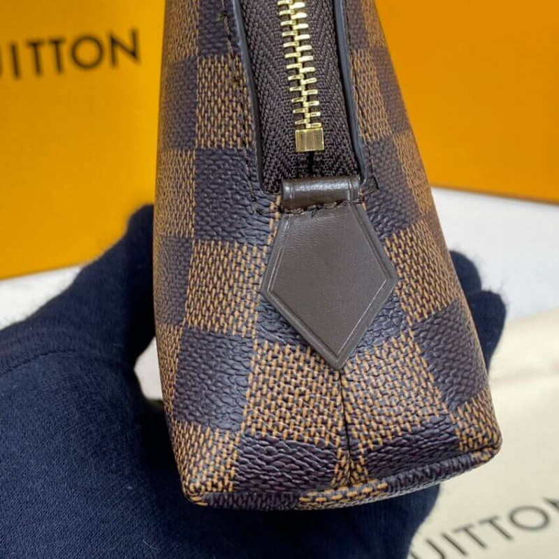 Replica Louis Vuitton Cosmetic Pouch Gm N23345 - Image 6