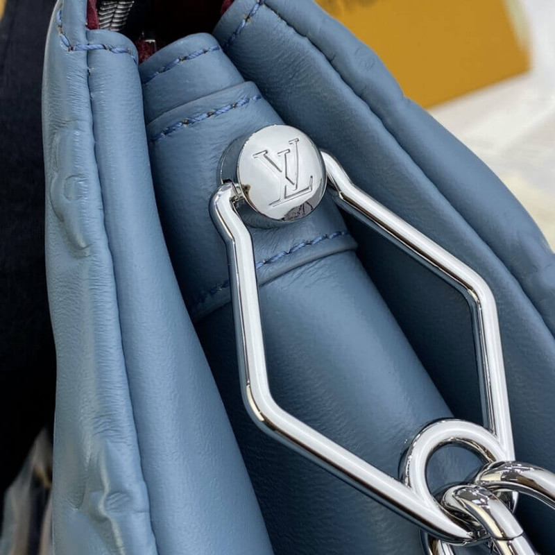 Replica Louis Vuitton Coussin Pm M58699 Bleu Glacier - Image 10