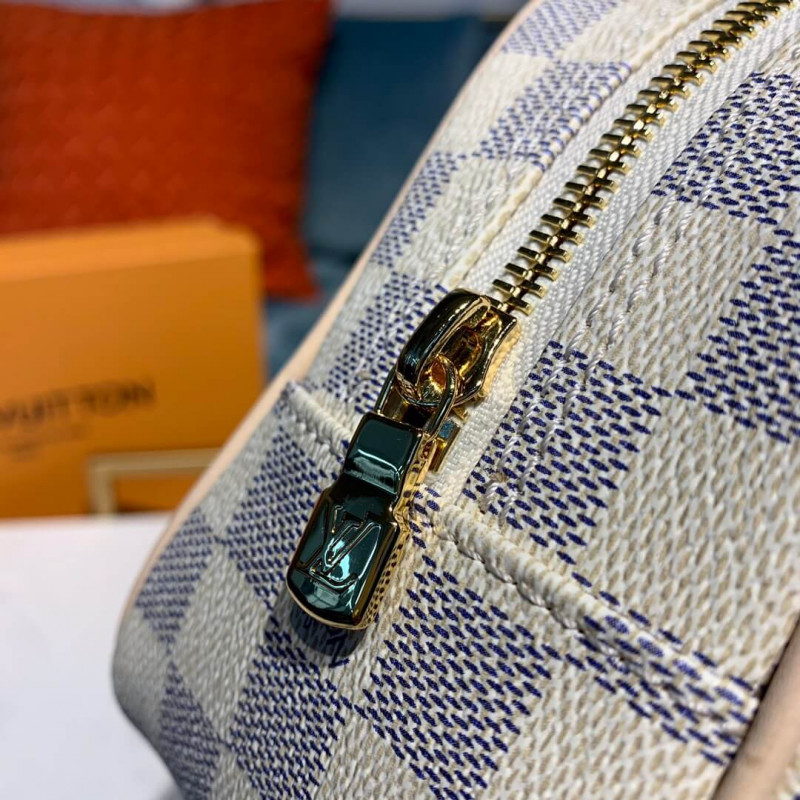 Replica Louis Vuitton Damier Azur Canvas Toiletry Bag 25 N41420 - Image 8