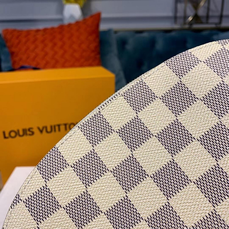 Replica Louis Vuitton Damier Azur Cosmetic Pouch Gm M47353 - Image 7