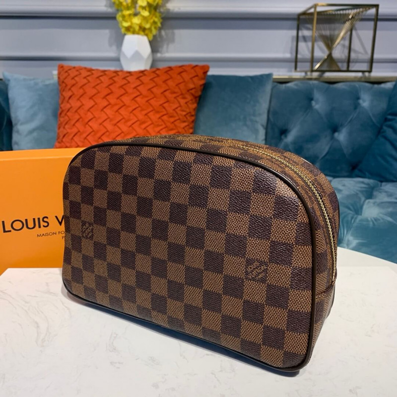 Replica Louis Vuitton Damier Ebene Canvas Toiletry Bag 25 N47624 - Image 4