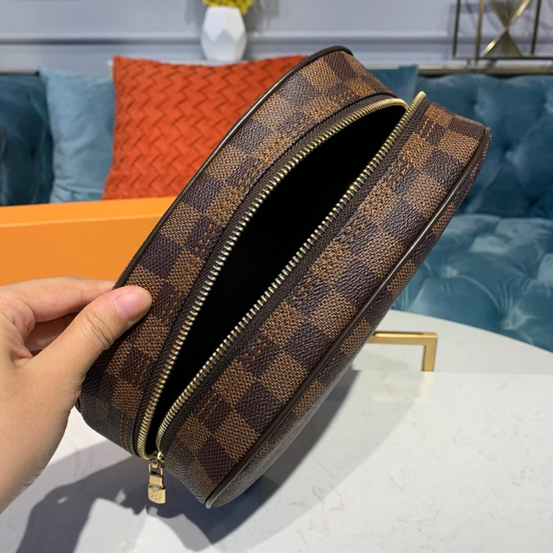 Replica Louis Vuitton Damier Ebene Canvas Toiletry Bag 25 N47624 - Image 10