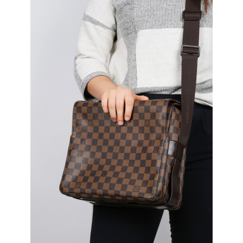 Replica Louis Vuitton Damier Ebene Naviglio Messenger Bag N45255 - Image 5