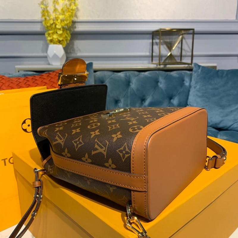 Replica Louis Vuitton Dauphine Backpack M44827 - Image 8