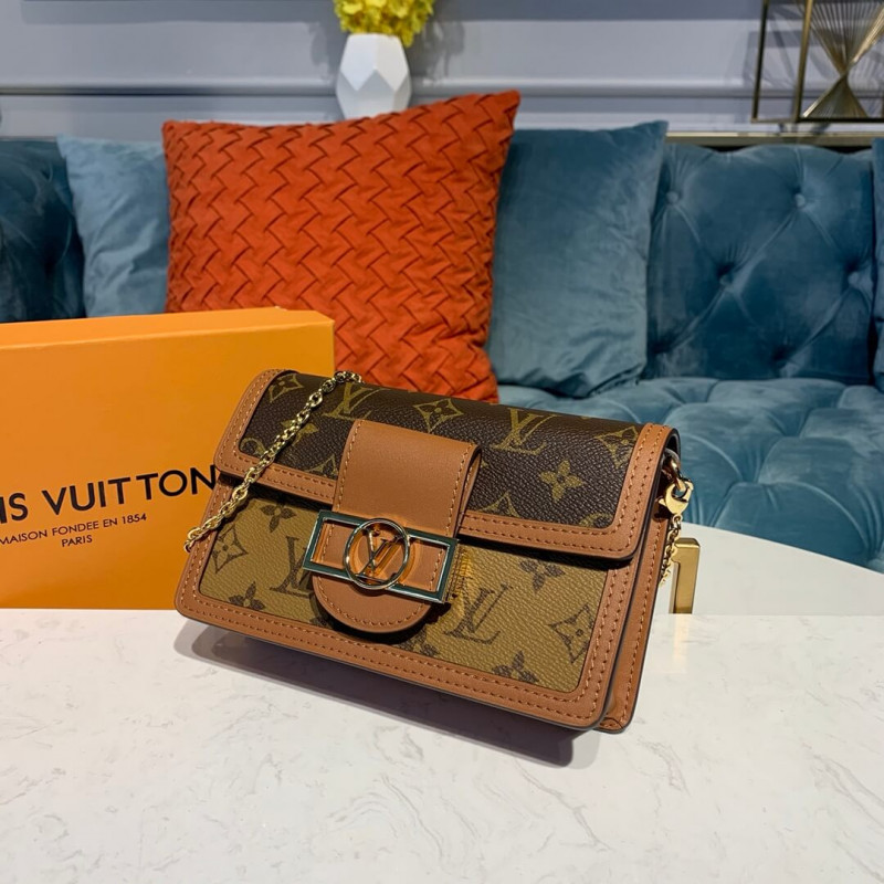 Replica Louis Vuitton Dauphine Chain Wallet M68746 - Image 4