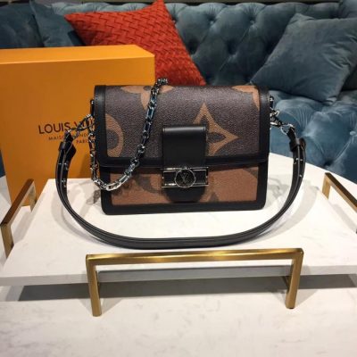 Alternative view of Replica Louis Vuitton Dauphine Mm M44599