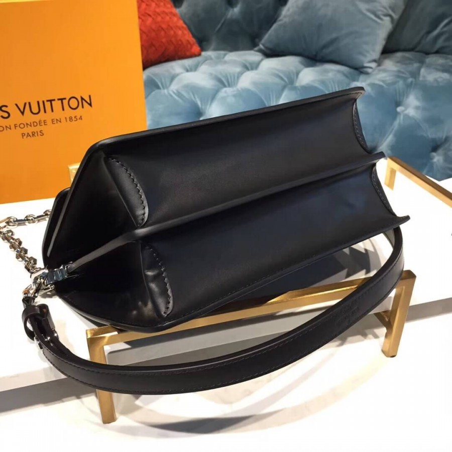 Replica Louis Vuitton Dauphine Mm M44599 - Image 4