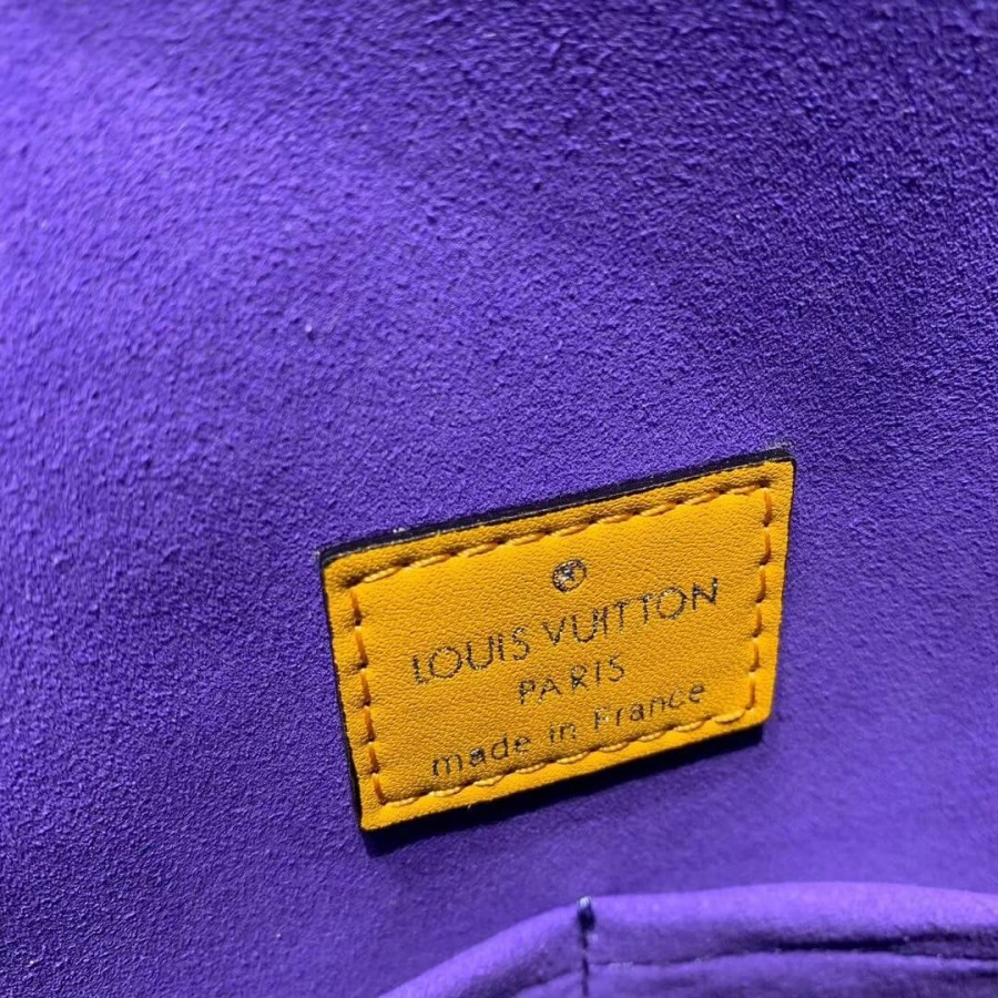 Replica Louis Vuitton Epi Leather Cluny Bb M55215 - Image 8