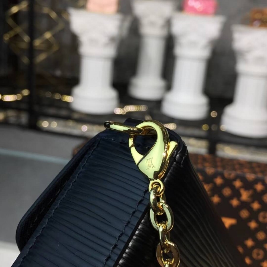 Replica Louis Vuitton Epi Leather Pochette Felicie M62648 - Image 6