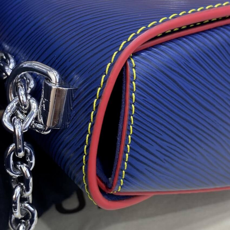 Replica Louis Vuitton Epi Leather Twist Mm M50282 Navy Blue/Red - Image 10