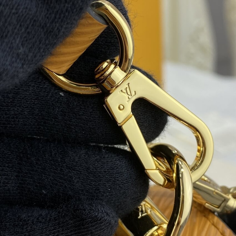Replica Louis Vuitton Epi Leather Twist Mm M59026 Gold Cipango - Image 10