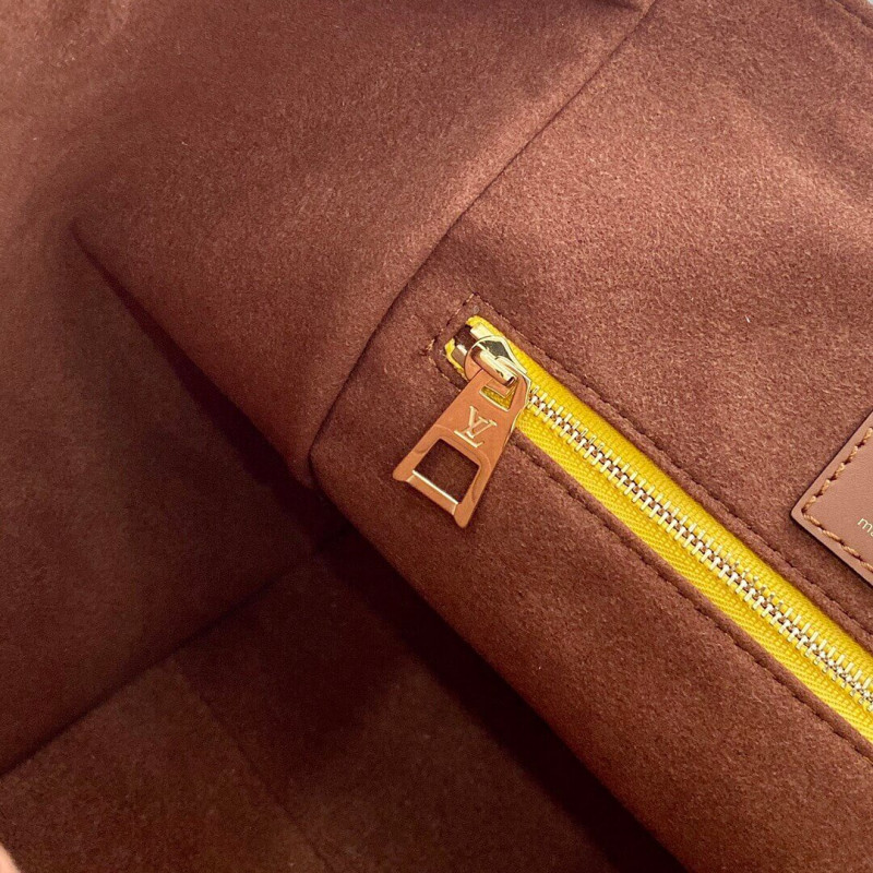 Replica Louis Vuitton Fold Tote Pm M45388 M45389 - Image 14
