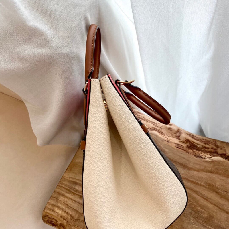Replica Louis Vuitton Fold Tote Pm M45388 M45389 - Image 10