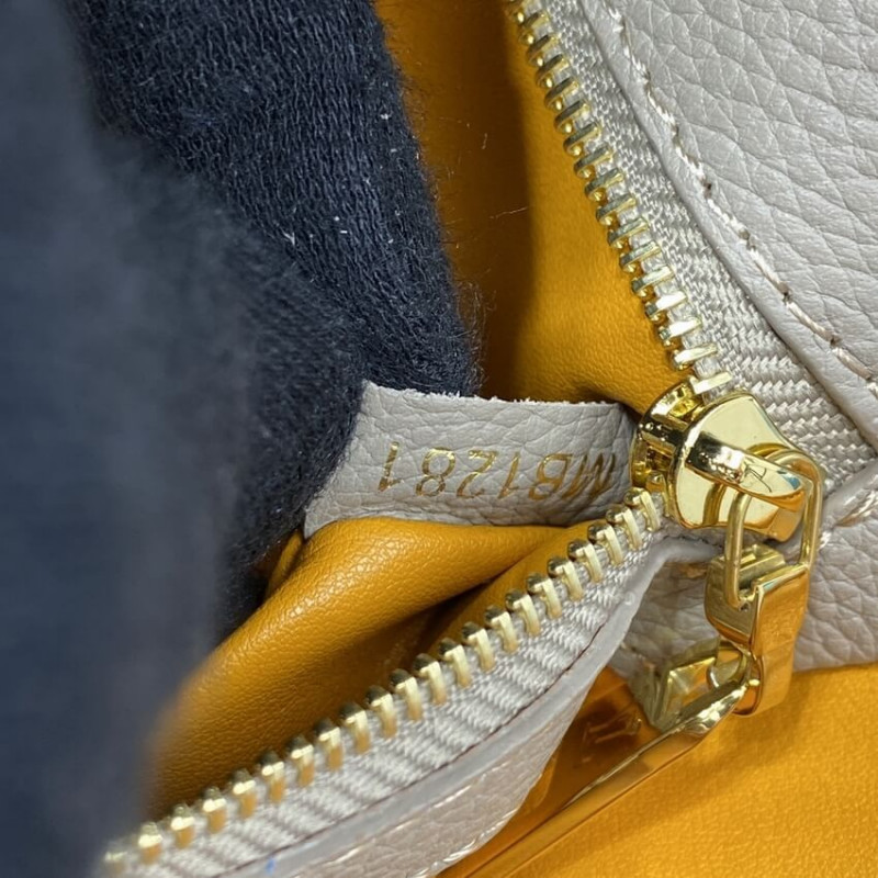 Replica Louis Vuitton Lv Pont 9 Soft Mm M58967 Gris - Image 12