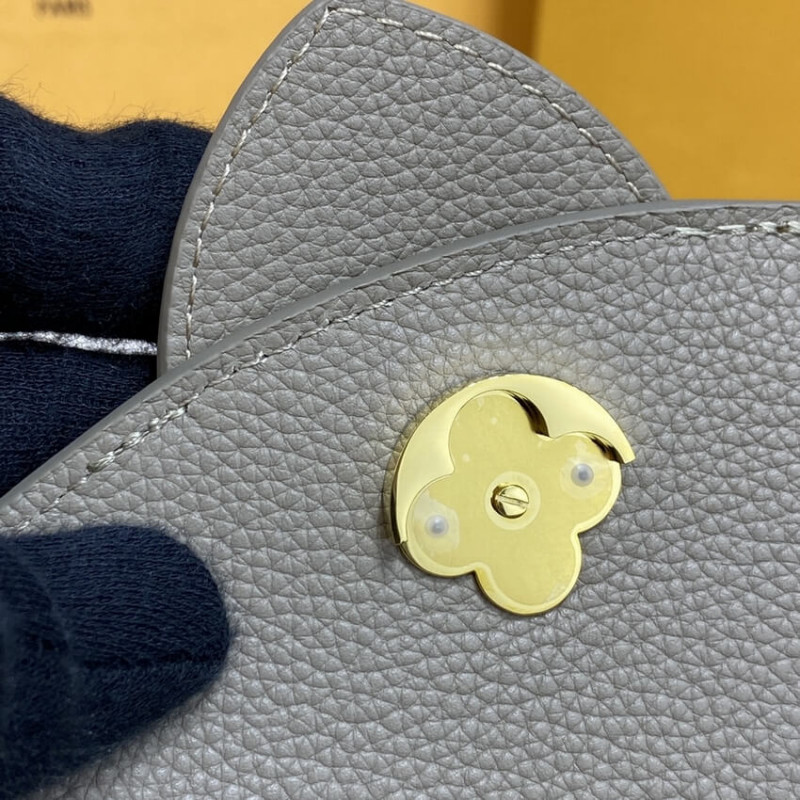 Replica Louis Vuitton Lv Pont 9 Soft Mm M58967 Gris - Image 15