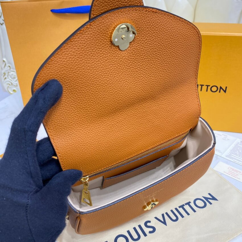 Replica Louis Vuitton Lv Pont 9 Soft Pm M58729 Golden Siena - Image 14