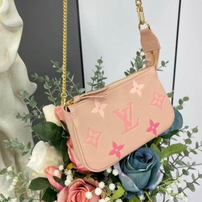 Alternative view of Replica Louis Vuitton Mini Pochette Accessoires M80501