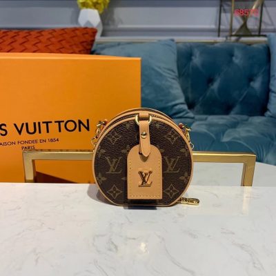 Alternative view of Replica Louis Vuitton Monogram Boite Chapeau Necklace M68570 M68577
