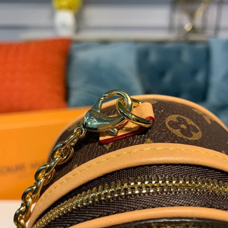 Replica Louis Vuitton Monogram Boite Chapeau Necklace M68570 M68577 - Image 7