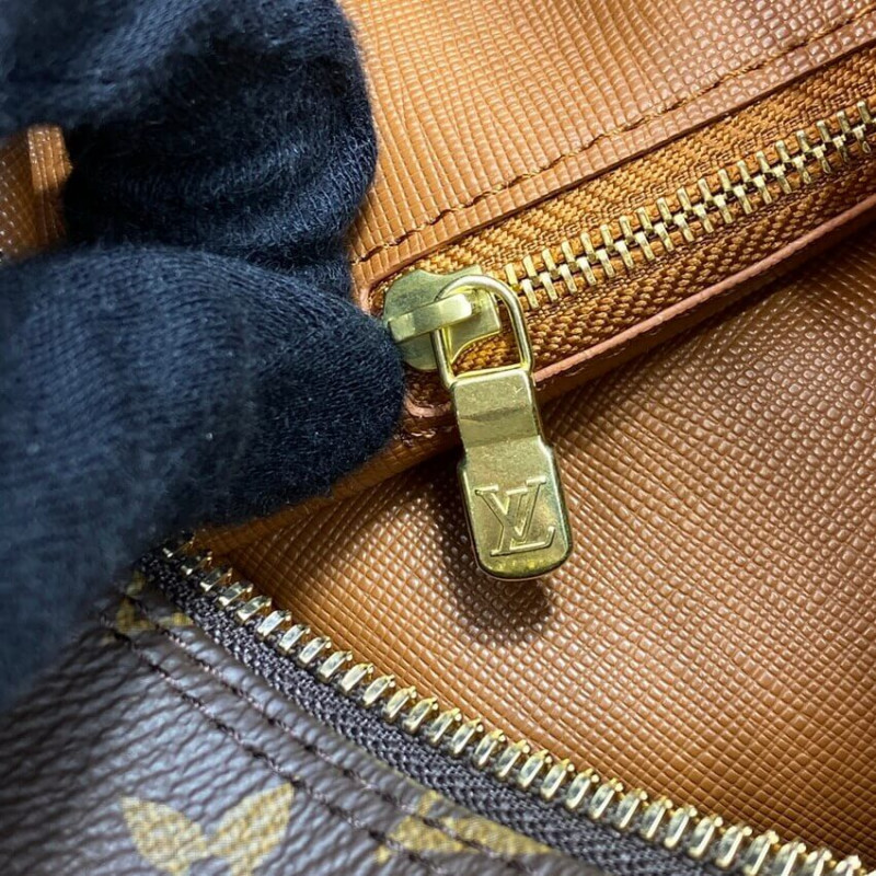 Replica Louis Vuitton Monogram Boulogne 35 Shoulder Bag M51260 - Image 20