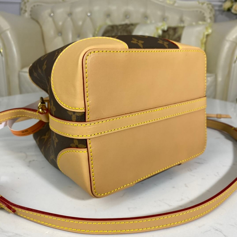 Replica Louis Vuitton Monogram Canvas Bucket Bag M45550 - Image 8
