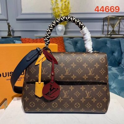 Alternative view of Replica Louis Vuitton Monogram Canvas Cluny Mm M44669