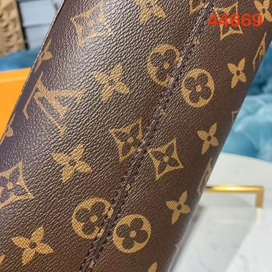 Replica Louis Vuitton Monogram Canvas Cluny Mm M44669 - Image 6