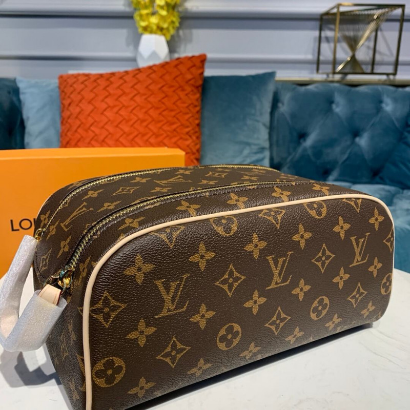 Replica Louis Vuitton Monogram Canvas King Size Toiletry Bag M47528 - Image 3