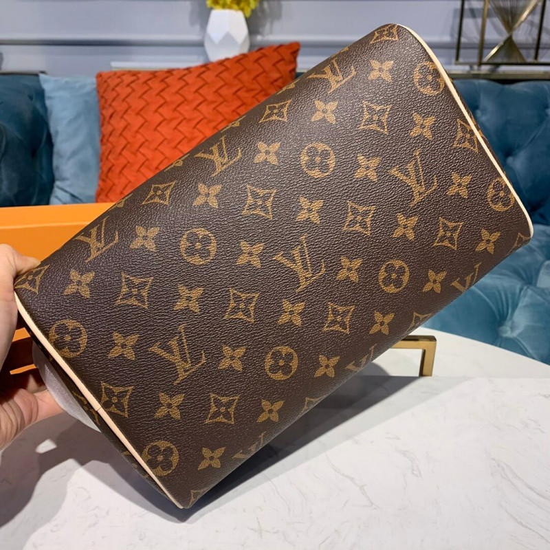 Replica Louis Vuitton Monogram Canvas King Size Toiletry Bag M47528 - Image 5