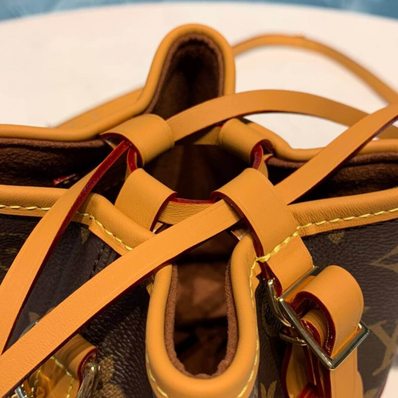 Replica Louis Vuitton Monogram Canvas Mini Bucket Bag M57099 - Image 8