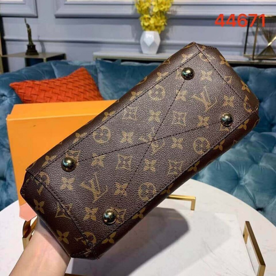 Replica Louis Vuitton Monogram Canvas Montaigne Bb M44671 - Image 5