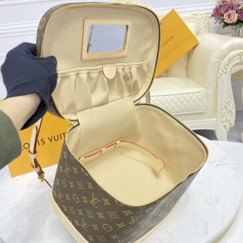 Replica Louis Vuitton Monogram Canvas Nice Cosmetic M47280 - Image 14