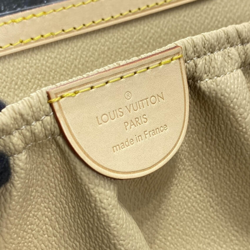 Replica Louis Vuitton Monogram Canvas Nice Cosmetic M47280 - Image 16