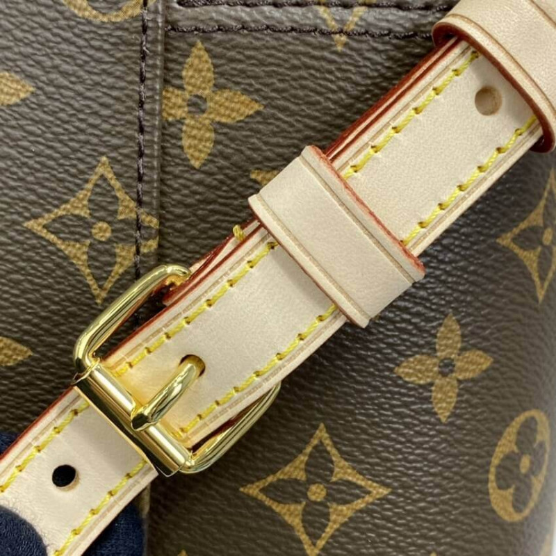 Replica Louis Vuitton Monogram Canvas Nice Cosmetic M47280 - Image 10
