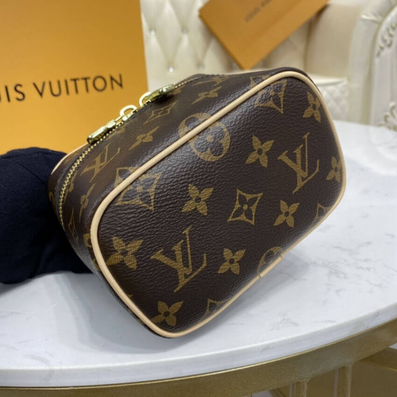 Replica Louis Vuitton Monogram Canvas Nice Mano Toiletry Pouch M44936 - Image 5