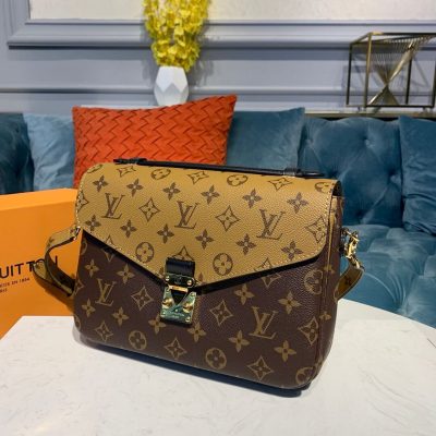 Alternative view of Replica Louis Vuitton Monogram Canvas Pochette Metis M41465