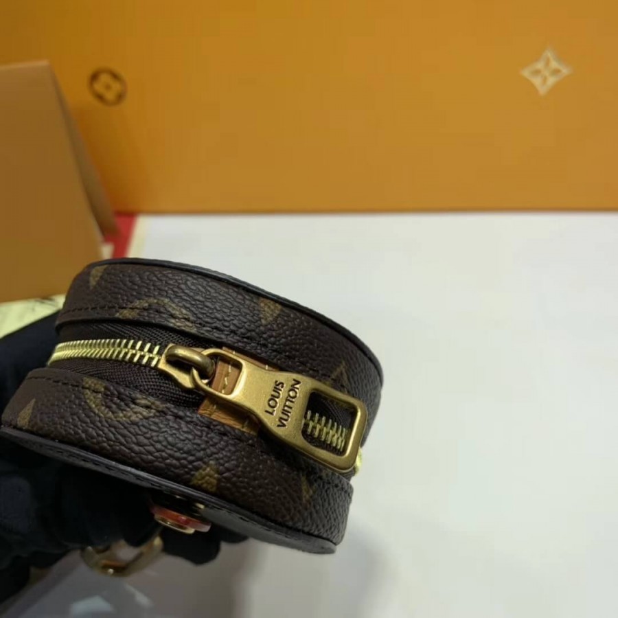 Replica Louis Vuitton Monogram Canvas Round Case M68524 - Image 8