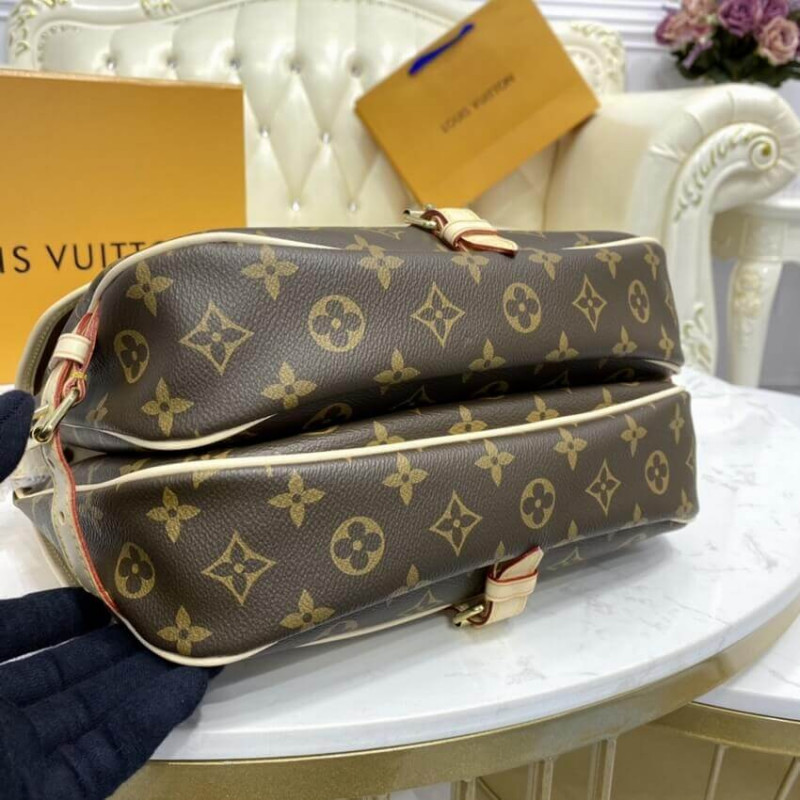 Replica Louis Vuitton Monogram Canvas Saumur Mm M40710 - Image 12