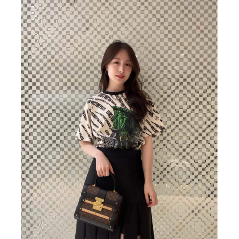 Replica Louis Vuitton Monogram Canvas Trianon Pm M45908 - Image 4