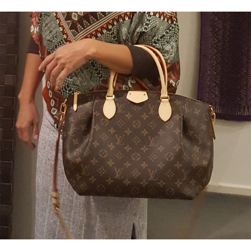 Replica Louis Vuitton Monogram Canvas Turenne Mm M48814 - Image 3