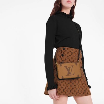 Alternative view of Replica Louis Vuitton Monogram Double Zip Pochette M69203