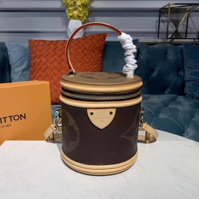 Alternative view of Replica Louis Vuitton Monogram Giant Canvas Cannes M44603