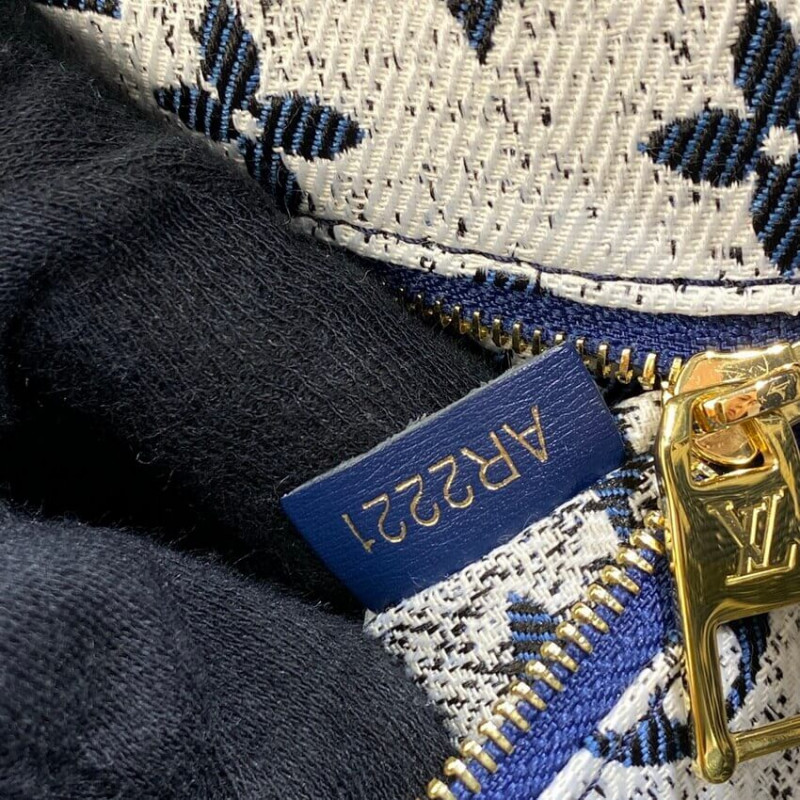 Replica Louis Vuitton Monogram Jacquard Denim Onthego Gm M59608 - Image 15