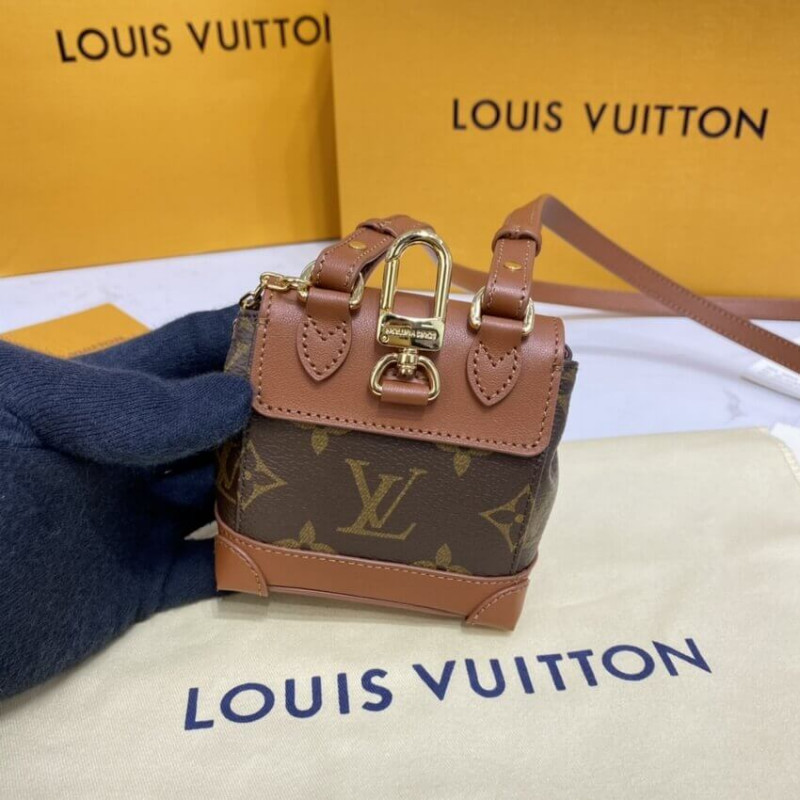Replica Louis Vuitton Monogram Mini Steamer Pouch M00340 - Image 3